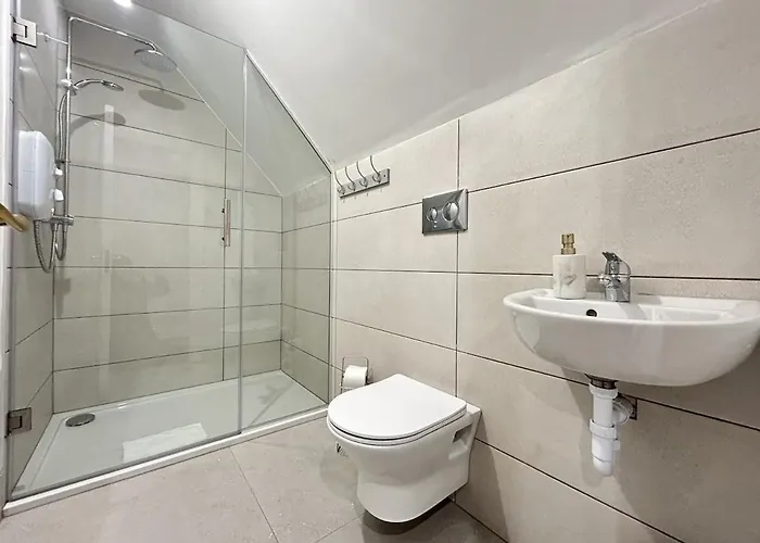 The Robins Rest Дом отдыха